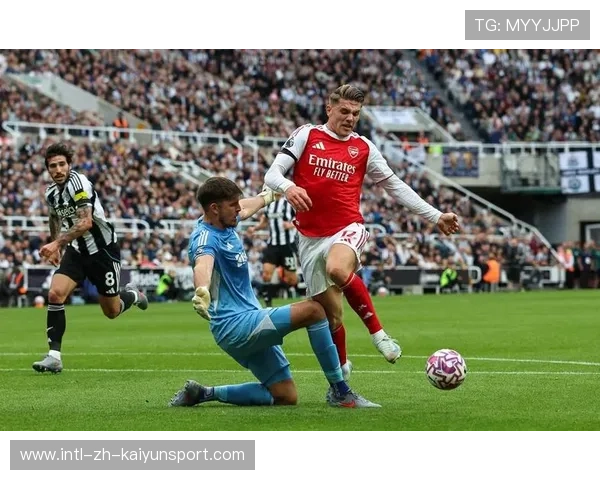 约克雷斯接萨卡传中抢点破门，阿森纳首秀展现顶级支点作用